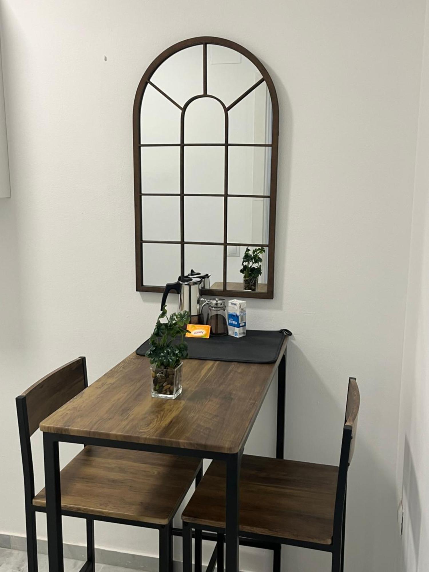 סביליה Triana Pelay Suites מראה חיצוני תמונה