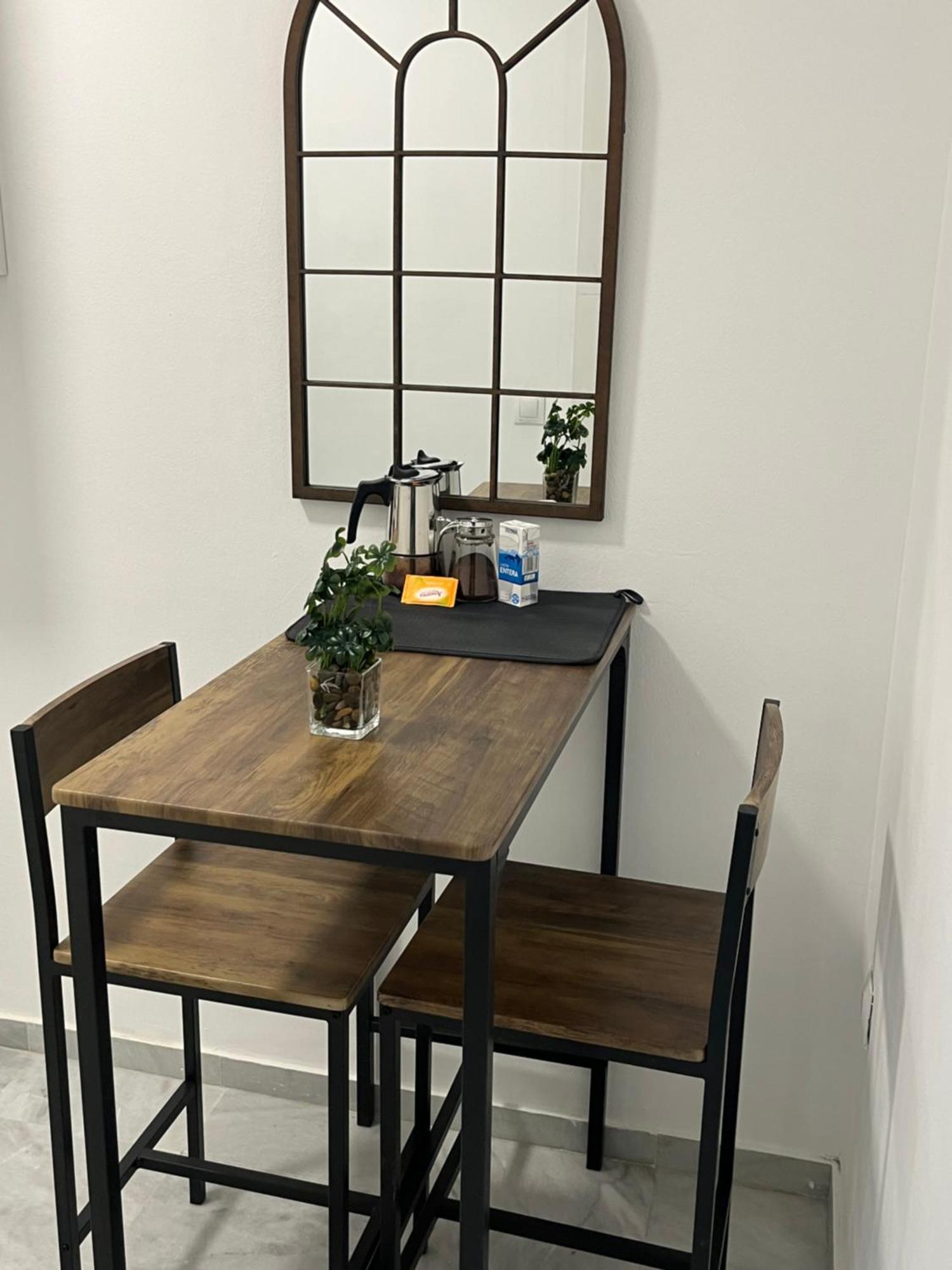 סביליה Triana Pelay Suites מראה חיצוני תמונה