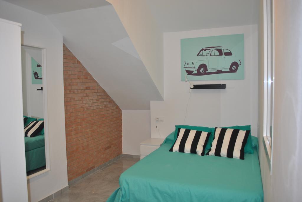 סביליה Triana Pelay Suites מראה חיצוני תמונה